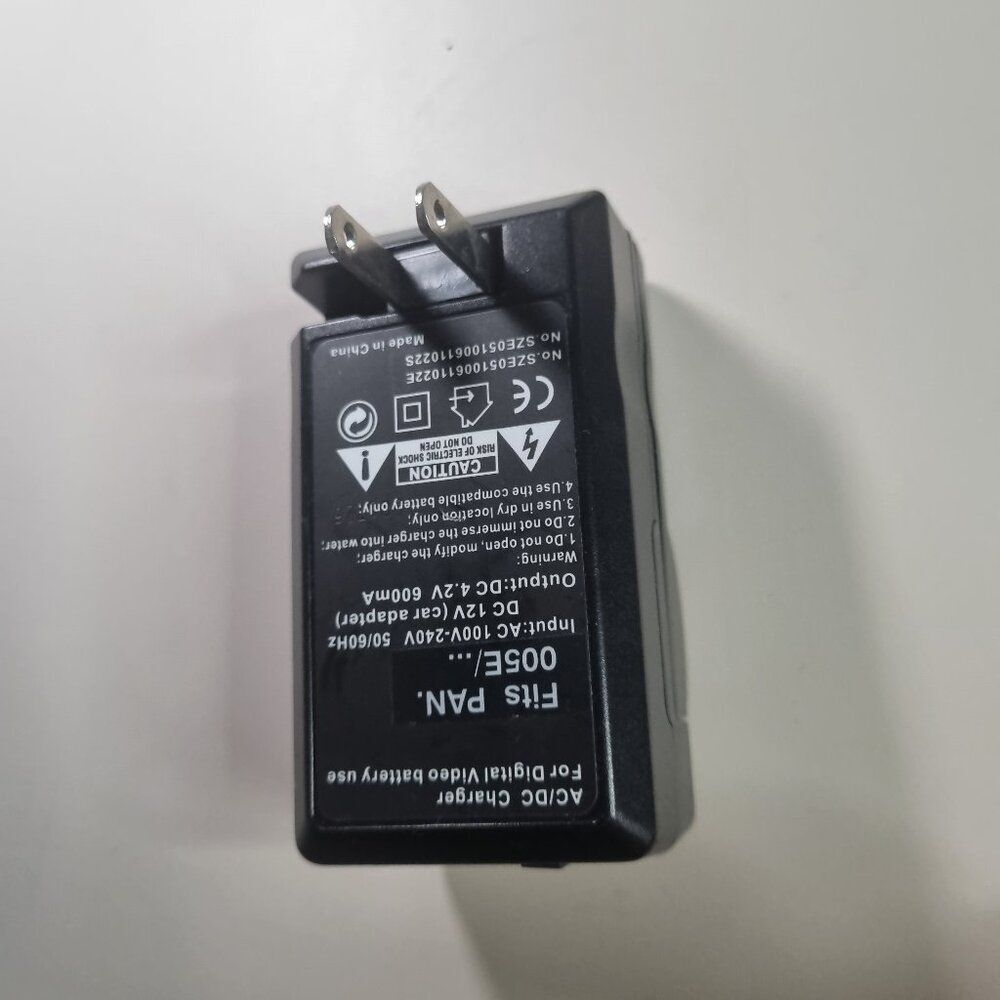 Vintage Tech Accessories Bundle – SD Card, 6 Chargers (Sony, Canon, Olympus)